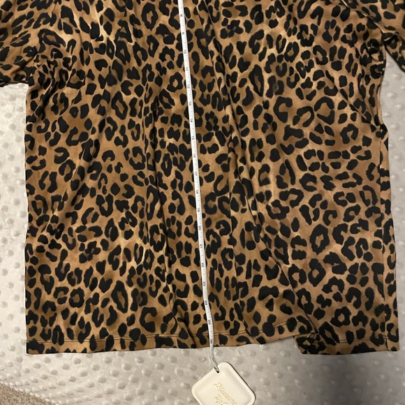Jones New York Leopard Print Top - Picture 6 of 7